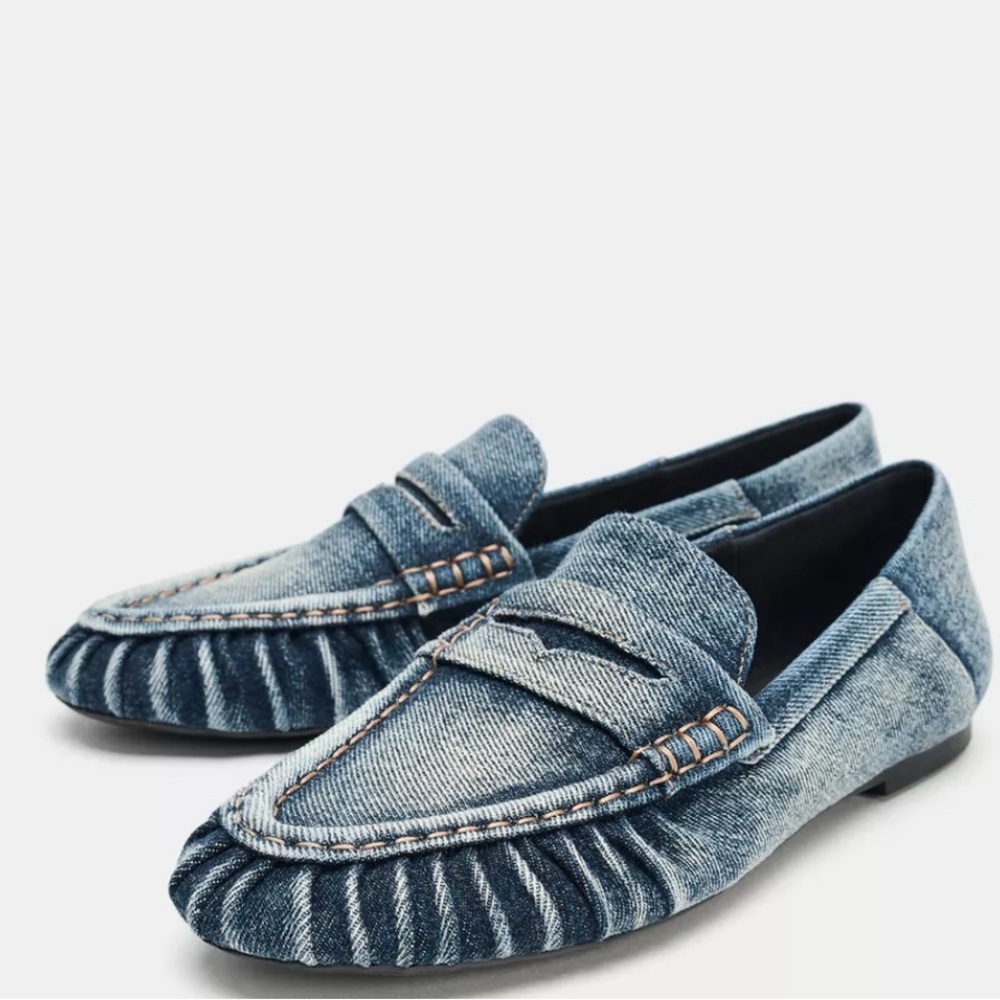 Absolutely stunning rare,unique denim loafers from famous Spanish designer7.5